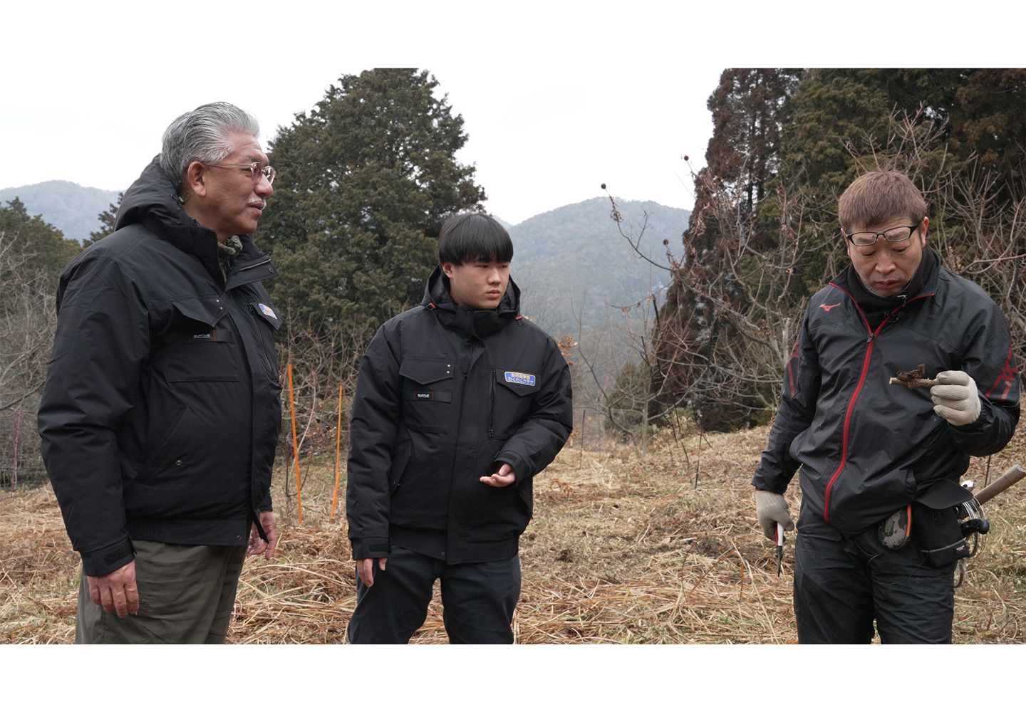 角村さんは「津村屋」のお客さまを対象に、毎年、昆虫観察会を行っています。