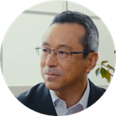 梅田靖先生の写真